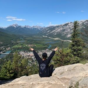 Meet your Posher, Sienna